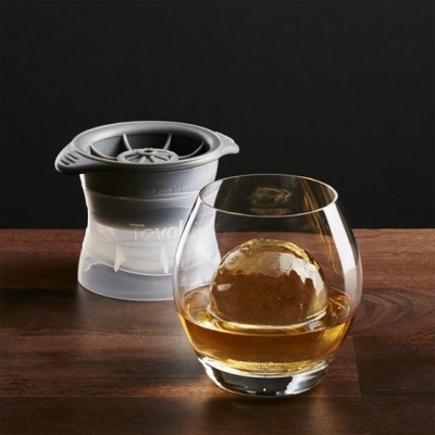 Japan's ice balls for whisky 